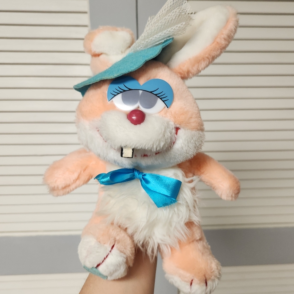 Vintage Spearhead 1983 Bunny Rabbit Stuffed Plush Puppet